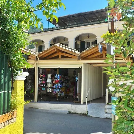 Holiday Studio Apartments Yannis On The Beach Of Agios Gordios In Corfu Exterior photo