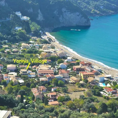 Holiday Studio Apartments Yannis On The Beach Of Agios Gordios In Corfu Exterior photo